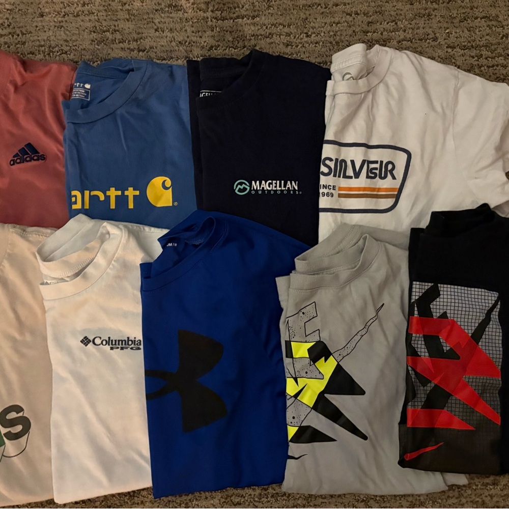 Nike Kids Short Sleeve Tees — Blue, Black, White, Gray, Red
